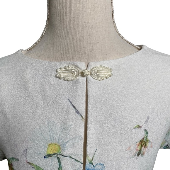 Molly Bracken White Floral Shift Dress Short Sleeve Pockets Small - Picture 10 of 15